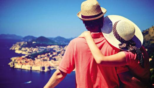 Cách giữ gìn hôn nhân hạnh phúc lỗi thời