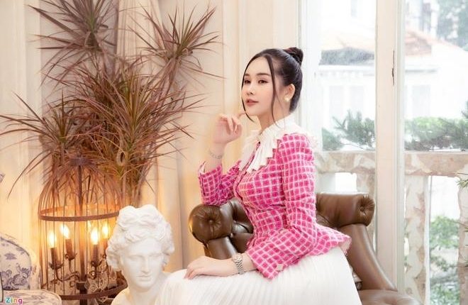 Lê Âu Ngân Anh sắp lên xe hoa