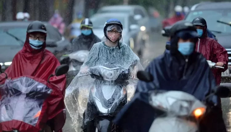 Dự báo thời tiết ngày 15/7/2022: Bắc Bộ giảm mưa, trưa oi nóng