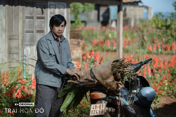 Thanh Bình từng phải nén nỗi đau mất mẹ để tiếp tục diễn ngay trên phim trường