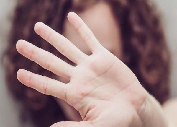 Dấu hiệu, nguyên nhân và điều trị hội chứng sợ tình dục