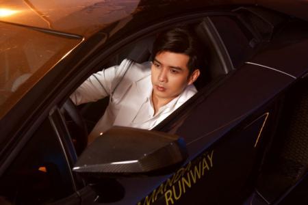 Hồ Quang Hiếu phong trần