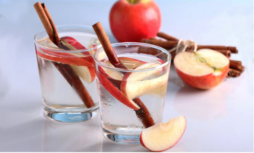 Thêm những thứ này vào nước uống hằng ngày đảm bảo da đẹp dáng xinh