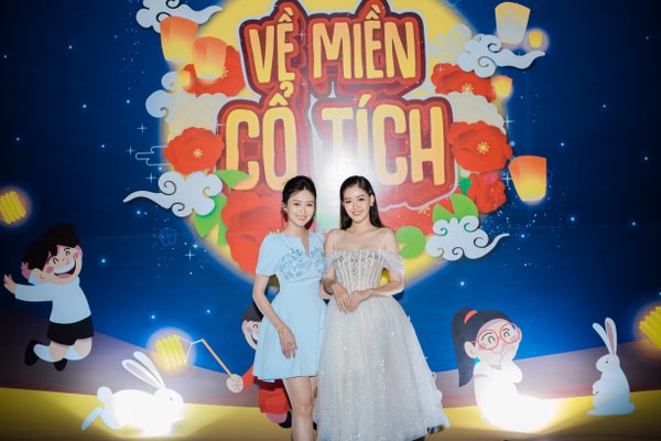 Á hậu Đại dương Đặng Thanh Ngân và Hoa khôi Hải Yến mang yêu thương đến với trẻ em Cần Thơ