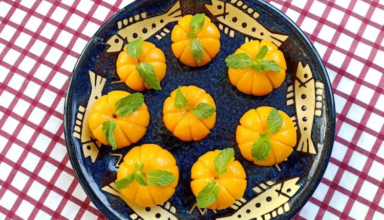 Thực đơn hàng ngày: Bánh nếp bí đỏ nhân đậu xanh