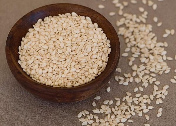 Thực phẩm bổ sung đều đặn sẽ có làn da trắng mịn đẹp không tỳ vết