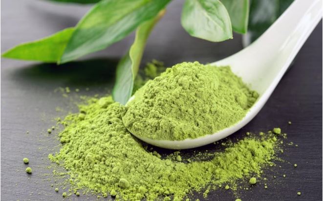 Cách làm nước tẩy trang đơn giản tại nhà bằng các nguyên liệu tự nhiên