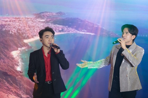 Đan Trường, Lâm Khánh Chi hội ngộ chúc mừng thương hiệu Jasmine