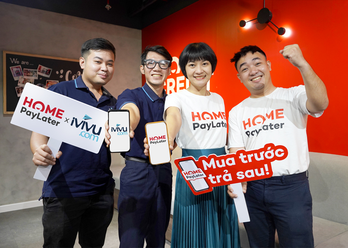 Home Credit hợp tác iVIVU.com