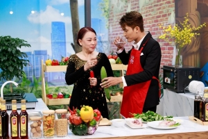 Chàng rể thảo Mạc Văn Khoa qua lời kể của mẹ vợ