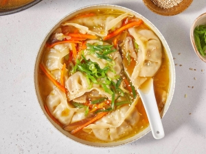 Thực đơn hàng ngày: Súp sủi cảo