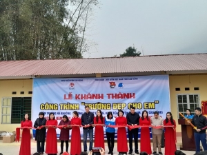 Nhà xuất bản Kim Đồng khánh thành 2 phòng học tại điểm trường Nà Khuông, tỉnh Cao Bằng