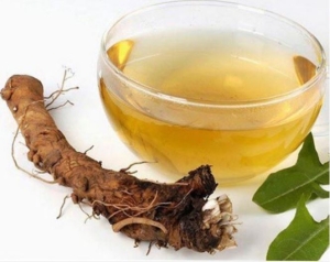 Trà thảo dược giúp giảm triệu chứng mãn kinh