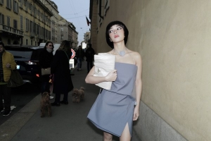 Châu Bùi cá tính tham dự show diễn Prada Thu - Đông