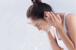 Sai lầm dưỡng da buổi sáng khiến da ngày càng xuống cấp