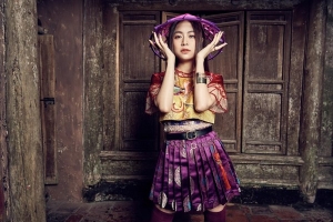 Phong cách thời trang độc lạ của Hoàng Thuỳ Linh