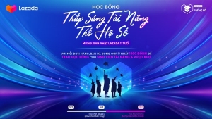 Lazada Việt Nam trao học bổng cho 100 sinh viên Đại học Quốc gia Hà Nội