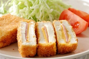 Thực đơn hàng ngày: Đậu phụ kẹp phô mai chiên xù