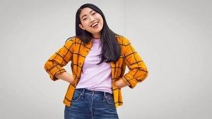 Awkwafina – Nữ diễn viên gốc Á làm nên lịch sử với giải Quả cầu vàng danh giá