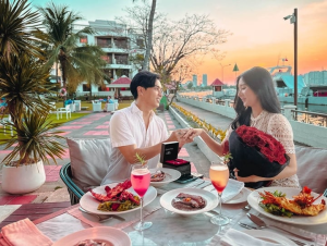 Hồ Quang Hiếu cầu hôn bạn gái sau 3 tháng hẹn hò