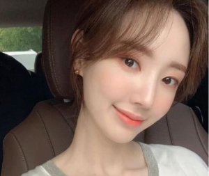 Lời khuyên của các chuyên gia khi chọn mua mỹ phẩm dưỡng da mùa hè