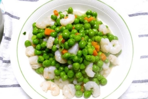 Thực đơn hàng ngày: Tôm chiên đậu Hà Lan