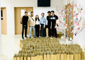 Mandala Beauty & Care trao 150 phần quà cho bệnh nhân có hoàn cảnh khó khăn điều trị ung thư tại Bệnh viện Ung Bướu