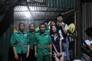 Sự kiện 'Bừng' của các học sinh Hà Nội hướng đến những người lao động nghèo