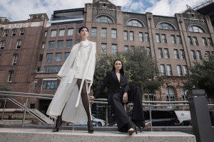 Siêu mẫu Xuân Lan và Thùy Trang trong BST của NTK Cường Đàm