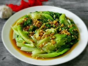 Thực đơn hàng ngày: Xà lách sốt dầu hào