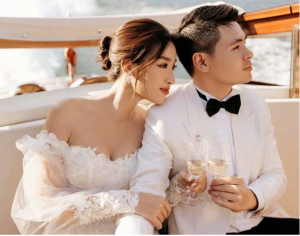 Hoa hậu Đỗ Mỹ Linh đã sinh con gái đầu lòng