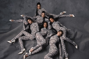 Dàn người đẹp Việt xuất hiện trên poster show diễn của NTK Đỗ Mạnh Cường