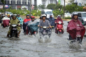 Dự báo thời tiết ngày 18/9/2023: Miền Bắc hửng nắng, từ Trung Trung Bộ trở vào mưa to