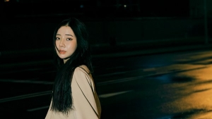 O.lew khóc hết nước mắt, tủi thân kể chuyện tình yêu trắc trở trong MV mới