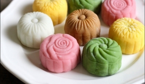 Một cái bánh Trung thu bao nhiêu calo?