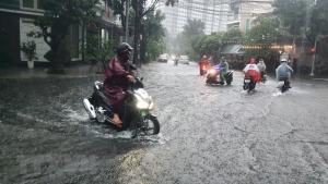 Dự báo thời tiết ngày 17/10/2023: Miền Bắc nắng dịu, Trung Bộ còn mưa lớn