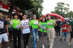 Dàn sao thi chạy gây quỹ vì trẻ em thiệt thòi