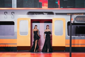 Kỳ Duyên, Minh Triệu làm vedette show thời trang Express Thu Đông 2023 tại Hà Nội