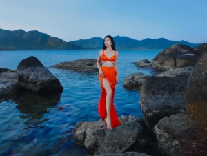 Lâm Vỹ Dạ sở hữu vóc dáng ngày càng cuốn hút, nuột nà