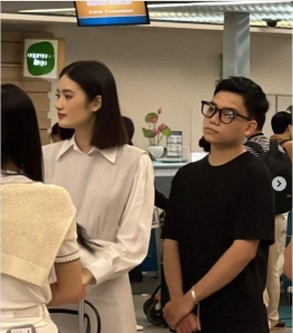 Hoa hậu Ý Nhi đã lên đường sang Úc du học sau 3 tháng im ắng