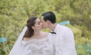 Kim Lý khoe ảnh cưới với Hồ Ngọc Hà