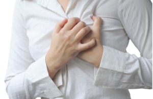 Phụ nữ mãn kinh sớm có nguy cơ mắc bệnh gì?