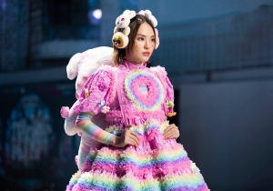 Huyền Trang - Học trò Xuân Lan thu hút mọi ánh nhìn