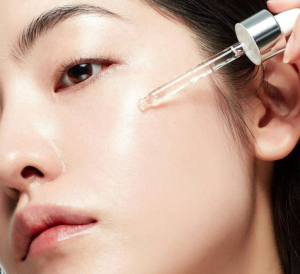 Thành phần tái tạo da và kích thích collagen giúp chị em sở hữu làn da trong mơ