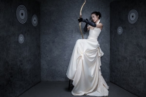 MC Phí Linh vừa sexy, vừa mạnh mẽ gai góc