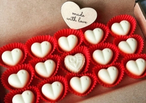 Gợi ý quà tặng Valentine trắng 14/3