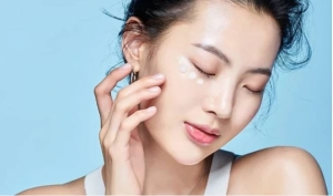 Chiêu thức đơn giản giúp xóa rãnh cười để nhan sắc trẻ trung