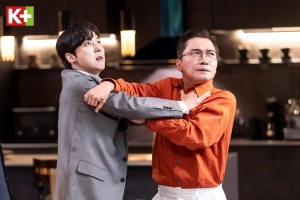 ‘Chiến sinh tồn: Hồi sinh’: Đang ác tận cùng bỗng ‘quay xe’ cực gắt