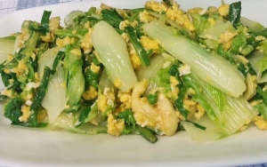 Thực đơn hàng ngày: Cải bẹ dún xào trứng