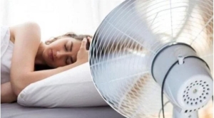 Sai lầm khi bật quạt mùa hè có thể gây liệt mặt, sốc nhiệt